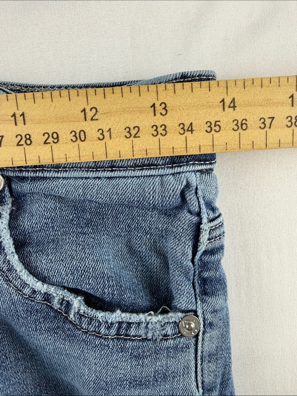 AG Adriano Goldschmied Minnie Flare Jeans Size 28 Cropped Flare Denim - See Desc - Picture 6 of 9
